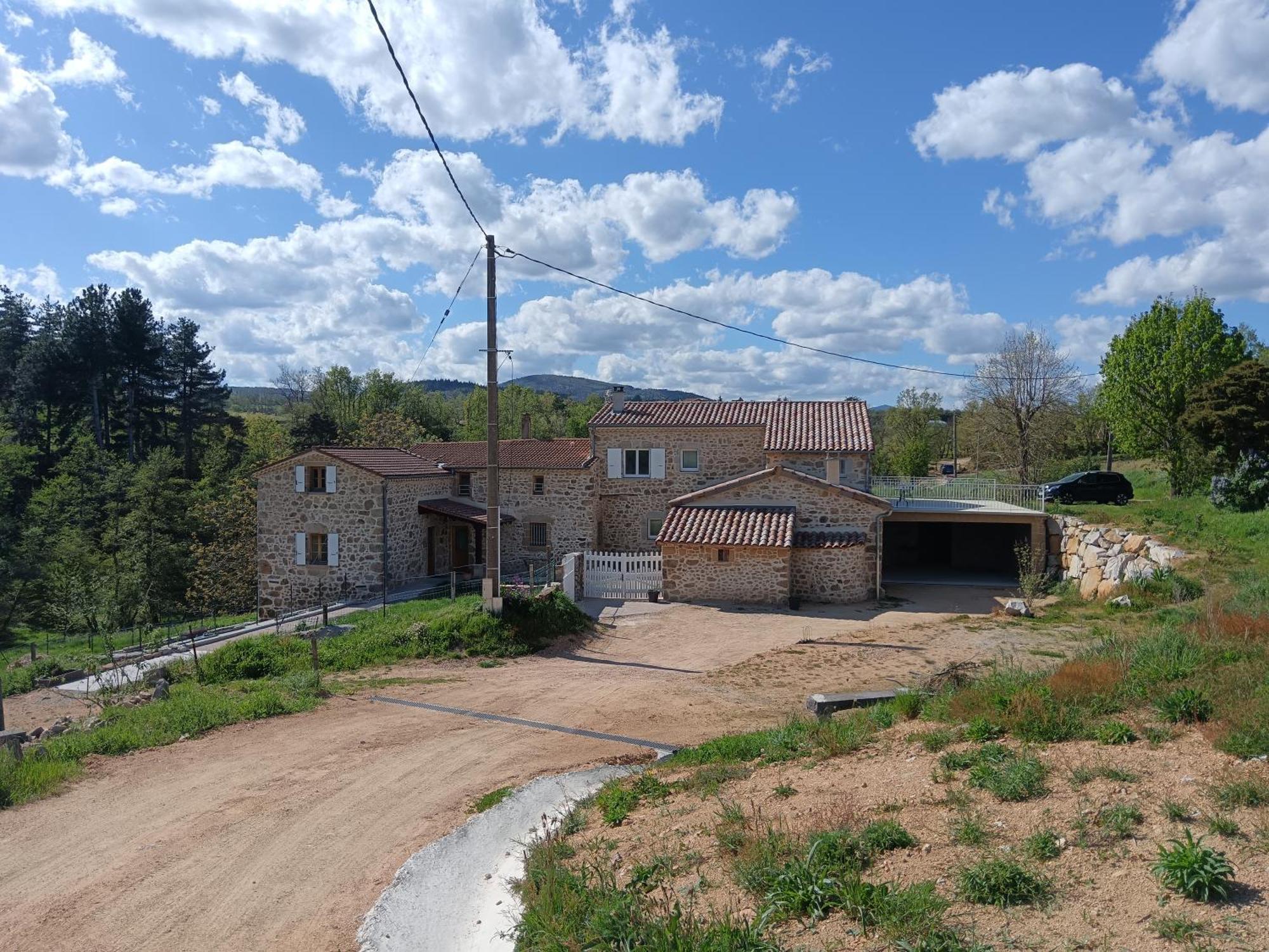Ancienne Ferme Tranquille En Haute Ardeche Etables  Zewnętrze zdjęcie